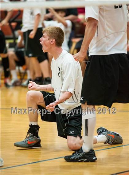 Thumbnail 3 in Cheshire vs Ridgefield (CIAC Class L Final) photogallery.