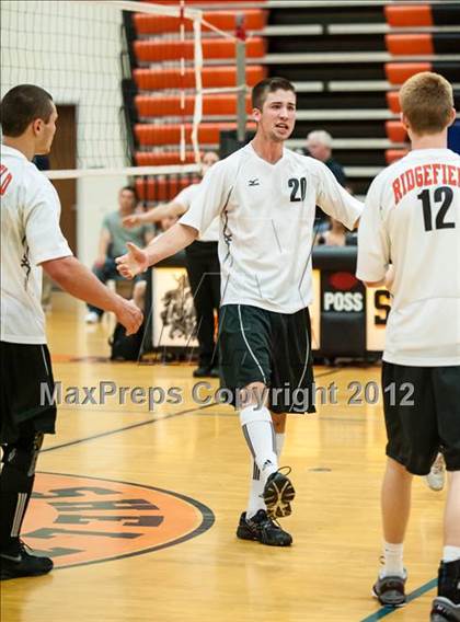 Thumbnail 1 in Cheshire vs Ridgefield (CIAC Class L Final) photogallery.