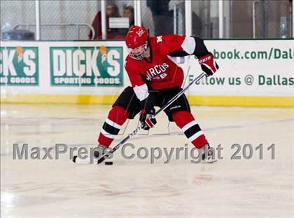 Thumbnail 2 in Marcus vs Plano East photogallery.