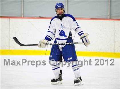 Thumbnail 1 in New Canaan vs. Darien (FCIAC Tier 1 Semifinal) photogallery.