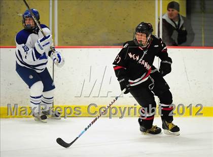 Thumbnail 3 in New Canaan vs. Darien (FCIAC Tier 1 Semifinal) photogallery.