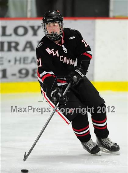 Thumbnail 2 in New Canaan vs. Darien (FCIAC Tier 1 Semifinal) photogallery.