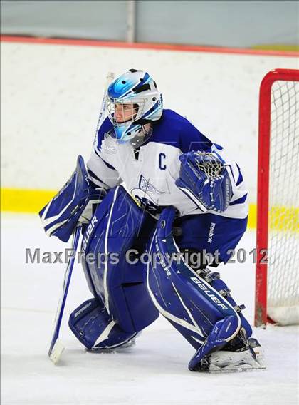 Thumbnail 1 in New Canaan vs. Darien (FCIAC Tier 1 Semifinal) photogallery.