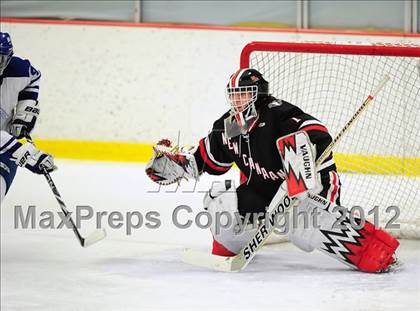Thumbnail 2 in New Canaan vs. Darien (FCIAC Tier 1 Semifinal) photogallery.