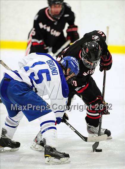 Thumbnail 1 in New Canaan vs. Darien (FCIAC Tier 1 Semifinal) photogallery.