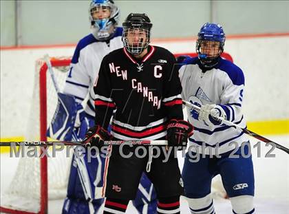 Thumbnail 2 in New Canaan vs. Darien (FCIAC Tier 1 Semifinal) photogallery.