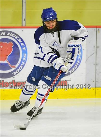 Thumbnail 3 in New Canaan vs. Darien (FCIAC Tier 1 Semifinal) photogallery.