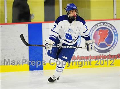Thumbnail 1 in New Canaan vs. Darien (FCIAC Tier 1 Semifinal) photogallery.