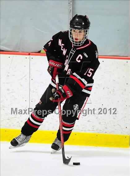 Thumbnail 2 in New Canaan vs. Darien (FCIAC Tier 1 Semifinal) photogallery.