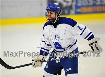 Thumbnail 1 in New Canaan vs. Darien (FCIAC Tier 1 Semifinal) photogallery.