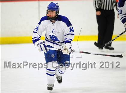 Thumbnail 1 in New Canaan vs. Darien (FCIAC Tier 1 Semifinal) photogallery.