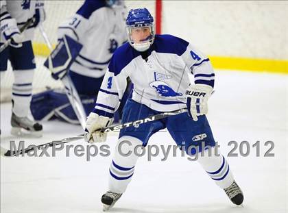 Thumbnail 1 in New Canaan vs. Darien (FCIAC Tier 1 Semifinal) photogallery.