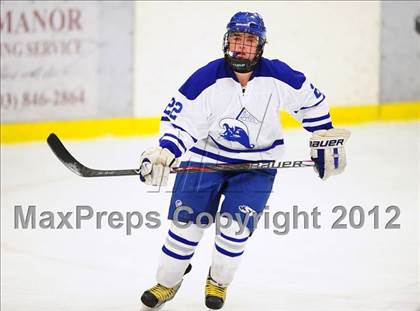 Thumbnail 3 in New Canaan vs. Darien (FCIAC Tier 1 Semifinal) photogallery.