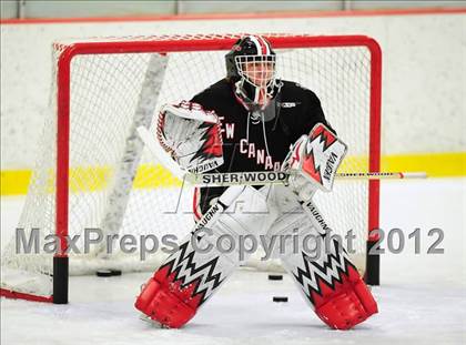 Thumbnail 3 in New Canaan vs. Darien (FCIAC Tier 1 Semifinal) photogallery.