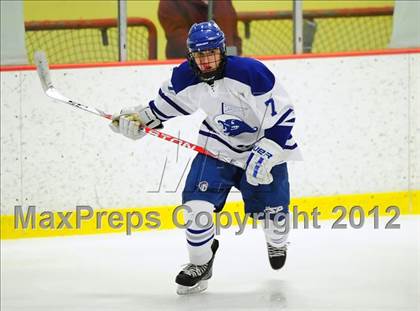 Thumbnail 1 in New Canaan vs. Darien (FCIAC Tier 1 Semifinal) photogallery.