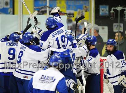 Thumbnail 2 in New Canaan vs. Darien (FCIAC Tier 1 Semifinal) photogallery.