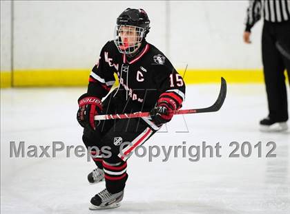 Thumbnail 1 in New Canaan vs. Darien (FCIAC Tier 1 Semifinal) photogallery.