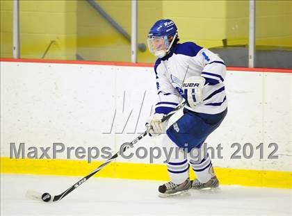 Thumbnail 1 in New Canaan vs. Darien (FCIAC Tier 1 Semifinal) photogallery.