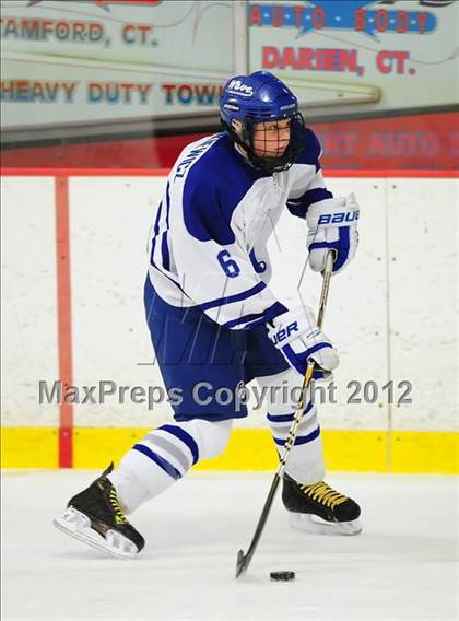 Thumbnail 3 in New Canaan vs. Darien (FCIAC Tier 1 Semifinal) photogallery.