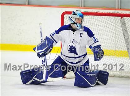 Thumbnail 1 in New Canaan vs. Darien (FCIAC Tier 1 Semifinal) photogallery.
