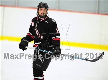 Thumbnail 3 in New Canaan vs. Darien (FCIAC Tier 1 Semifinal) photogallery.