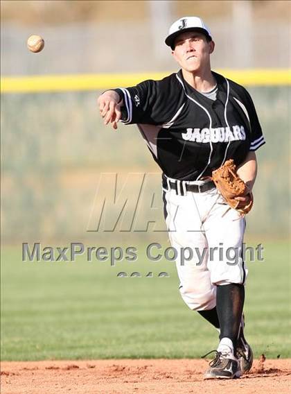 Thumbnail 2 in Mountain Pointe @ Boulder Creek photogallery.