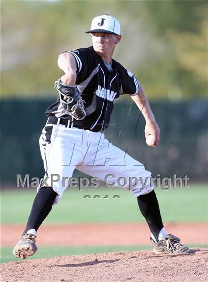Thumbnail 2 in Mountain Pointe @ Boulder Creek photogallery.