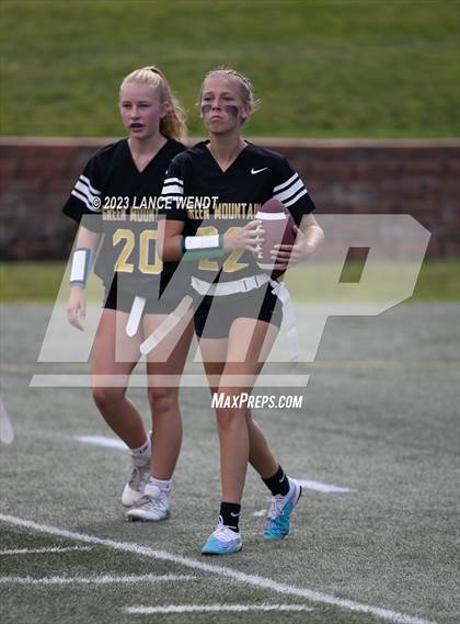 Thumbnail 1 in The Vanguard School vs Green Mountain photogallery.