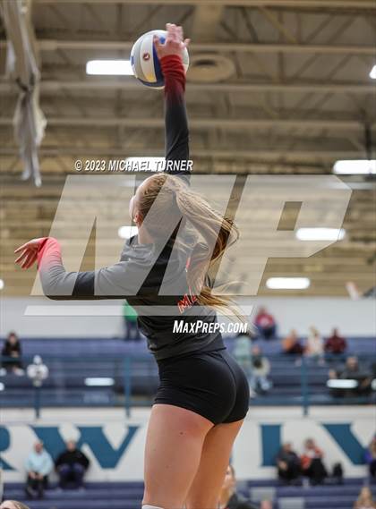 Thumbnail 2 in Madison vs Eagle (IHSAA 5A  Final Match 1) photogallery.