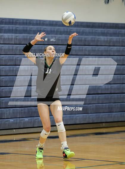 Thumbnail 1 in Madison vs Eagle (IHSAA 5A  Final Match 1) photogallery.