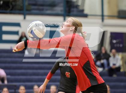 Thumbnail 2 in Madison vs Eagle (IHSAA 5A  Final Match 1) photogallery.