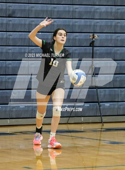 Thumbnail 2 in Madison vs Eagle (IHSAA 5A  Final Match 1) photogallery.
