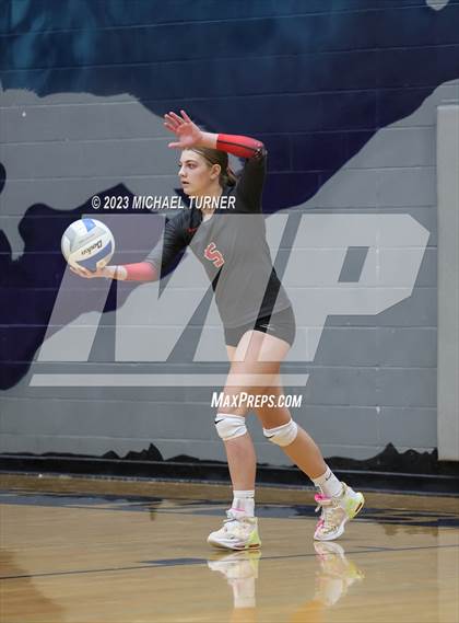 Thumbnail 1 in Madison vs Eagle (IHSAA 5A  Final Match 1) photogallery.