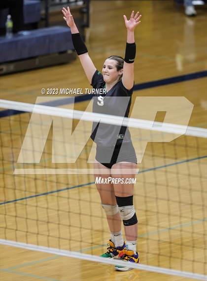 Thumbnail 3 in Madison vs Eagle (IHSAA 5A  Final Match 1) photogallery.
