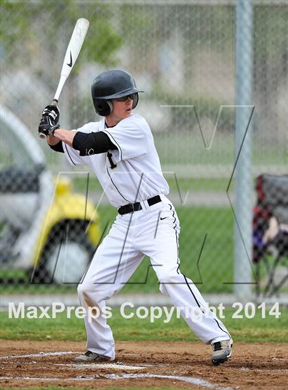 Thumbnail 3 in Pioneer vs. Sheldon photogallery.