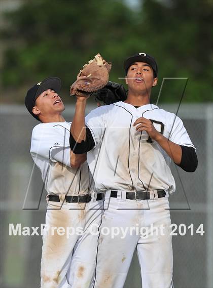 Thumbnail 2 in Pioneer vs. Sheldon photogallery.