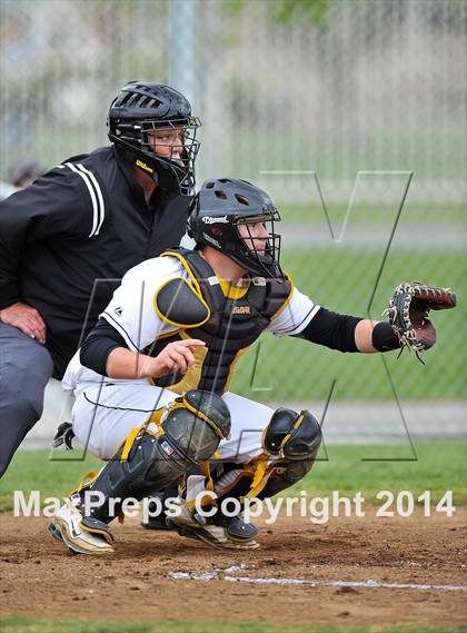 Thumbnail 2 in Pioneer vs. Sheldon photogallery.