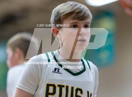 Thumbnail 3 in  Lincoln Lutheran @ Pius X photogallery.