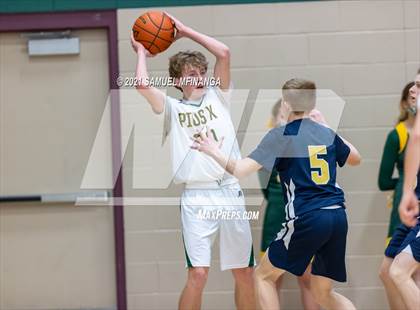 Thumbnail 3 in  Lincoln Lutheran @ Pius X photogallery.
