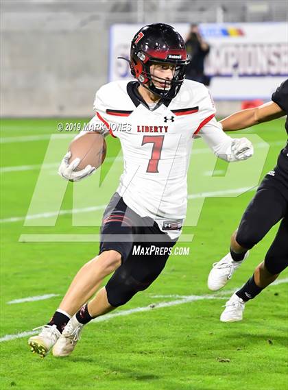 Thumbnail 1 in Red Mountain vs. Liberty (AIA 6A Final) photogallery.