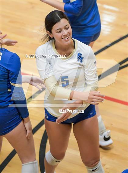 Thumbnail 1 in Poly Prep Country Day vs. Santa Margarita (Nike Tournament of Champions) photogallery.