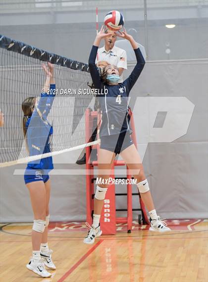 Thumbnail 3 in Poly Prep Country Day vs. Santa Margarita (Nike Tournament of Champions) photogallery.