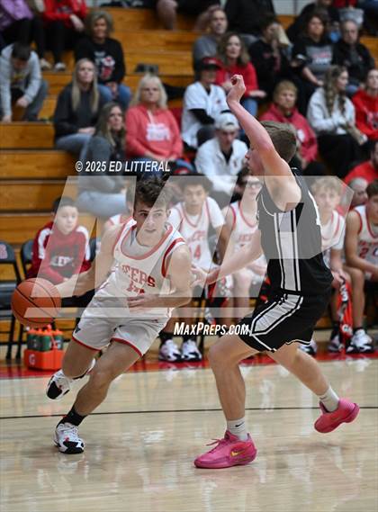 Thumbnail 3 in Oak Hill @ South Webster photogallery.