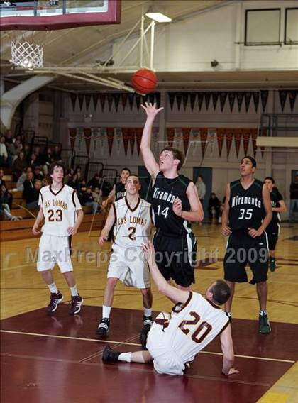 Thumbnail 3 in Miramonte @ Las Lomas photogallery.