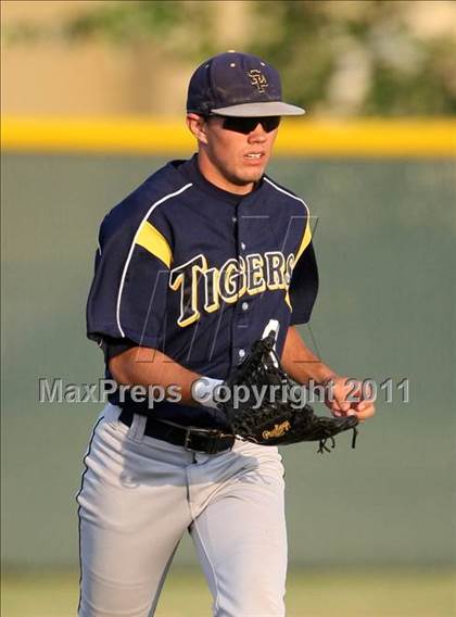 Thumbnail 1 in Pflugerville @ Stony Point photogallery.
