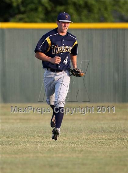 Thumbnail 1 in Pflugerville @ Stony Point photogallery.