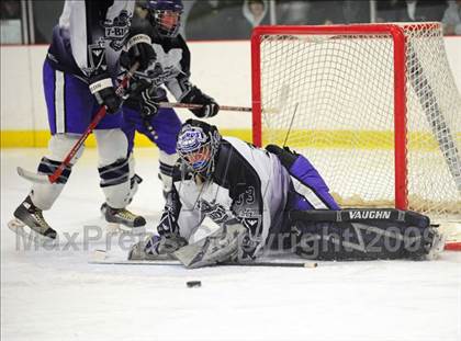 Thumbnail 1 in Avon @ North Branford photogallery.