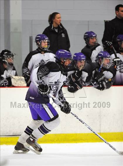 Thumbnail 2 in Avon @ North Branford photogallery.