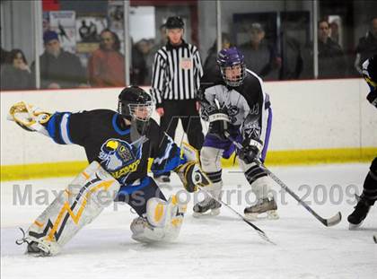 Thumbnail 2 in Avon @ North Branford photogallery.