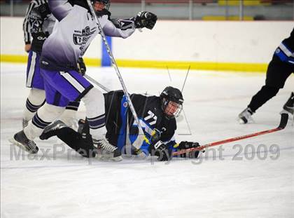 Thumbnail 3 in Avon @ North Branford photogallery.